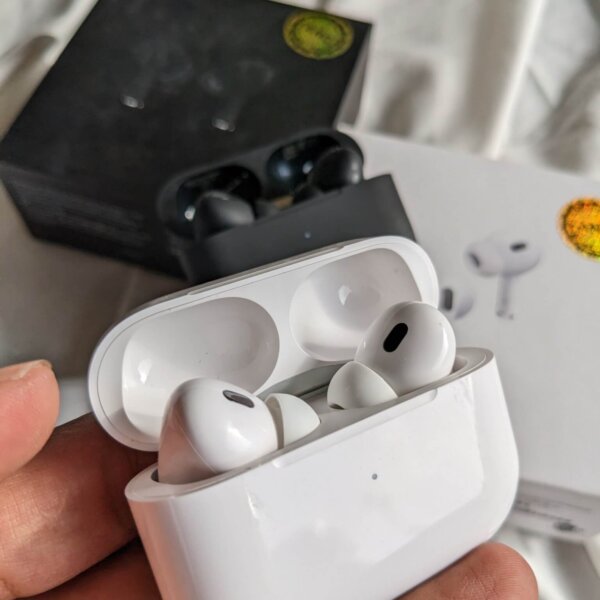 Airpods Pro Platinum Copy In Pakistan | Wireless Charging Case