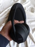 Bose 700 Platinum In Black - Image 2