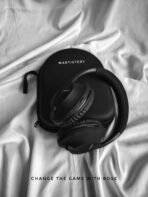 Bose 700 Platinum In Black - Image 4